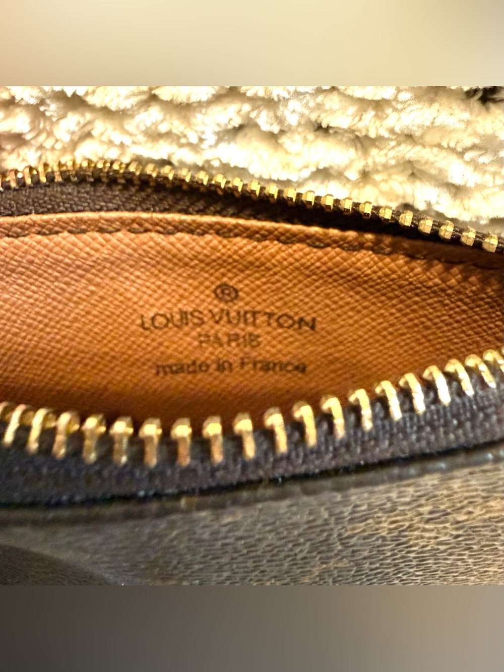 Louis Vuitton Brown Monogram Key Pouch with Gold Hardware - Picture 3 of 6